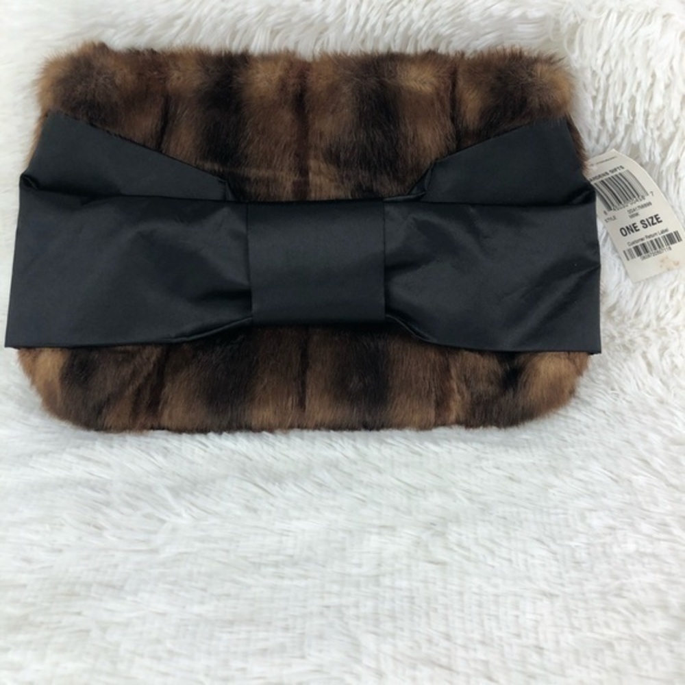 INC International Concepts Faux Fur Clutch. NWT.